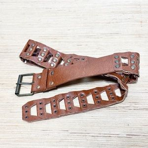 90s Light Brown Leather Link Belt ft. Brass Colored Hardware | Vintage